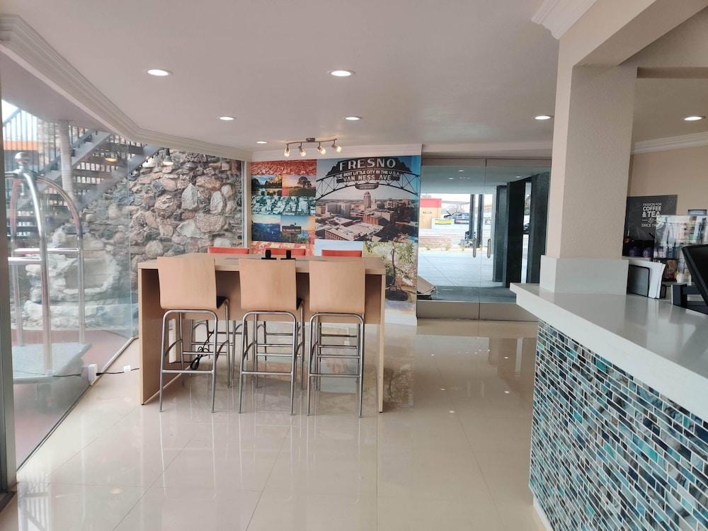 弗雷斯诺-近优胜美地克拉里奥波茵特酒店 外观 照片