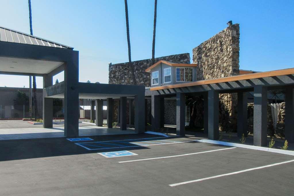 弗雷斯诺-近优胜美地克拉里奥波茵特酒店 外观 照片